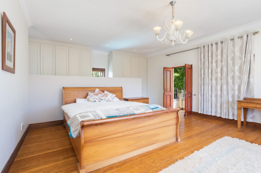 5 Bedroom Property for Sale in Val De Vie Estate Western Cape